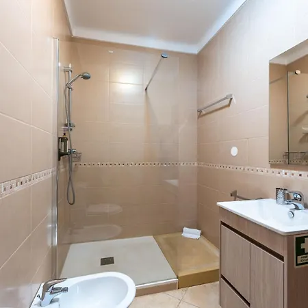 Wonderful 3 Bdr Duplex W/ Terrace By Lovelystay Apartamento Alvor
