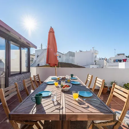 Wonderful 3 Bdr Duplex W/ Terrace By Lovelystay * Alvor