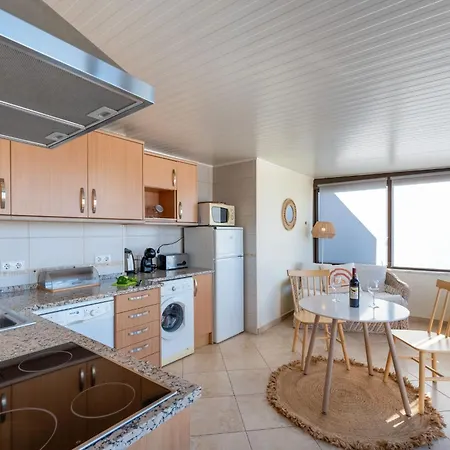 Apartamento Wonderful 3 Bdr Duplex W/ Terrace By Lovelystay Alvor