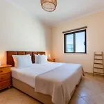 Wonderful 3 Bdr Duplex W/ Terrace By Lovelystay
