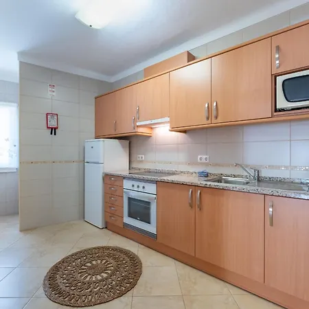Wonderful 3 Bdr Duplex W/ Terrace By Lovelystay Apartment Alvor