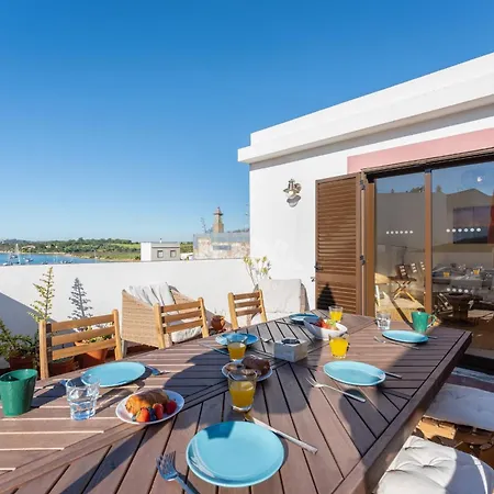 Apartment Wonderful 3 Bdr Duplex W/ Terrace By Lovelystay